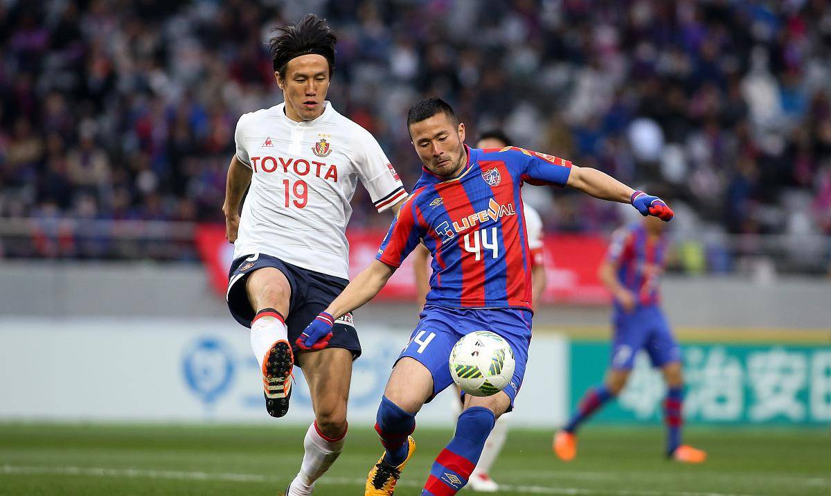 爱游戏app下载-瓦拉多利德主场战平，保持稳定状态