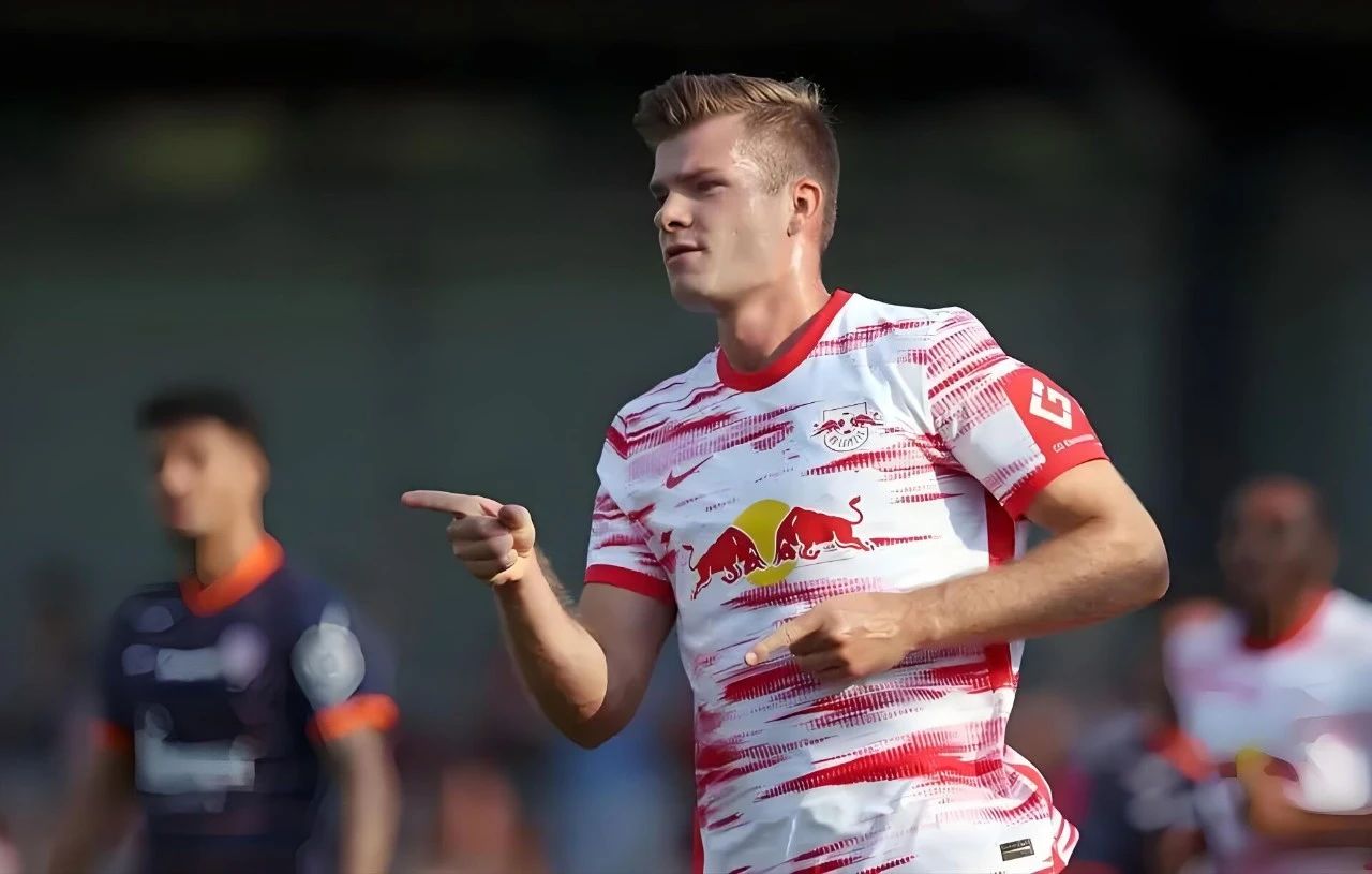 包含莱比锡红牛豪取客胜,领先优势扩大的词条 包含莱比锡红牛豪取客胜,领先优势扩大的词条