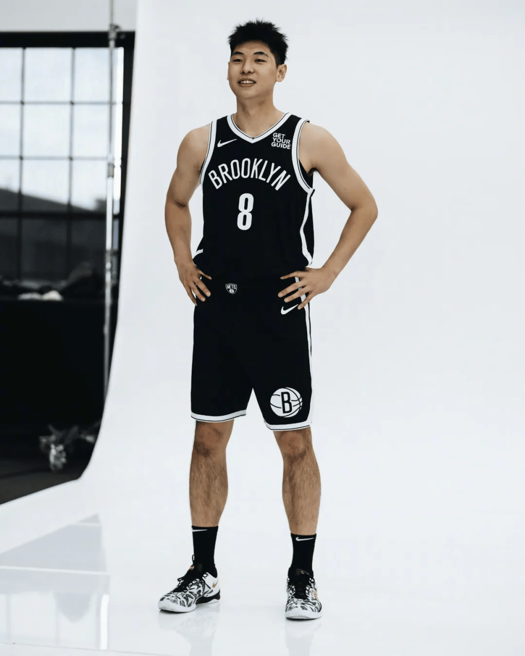 篮网队后卫因家庭原因暂时离队 篮网队后卫因家庭原因暂时离队