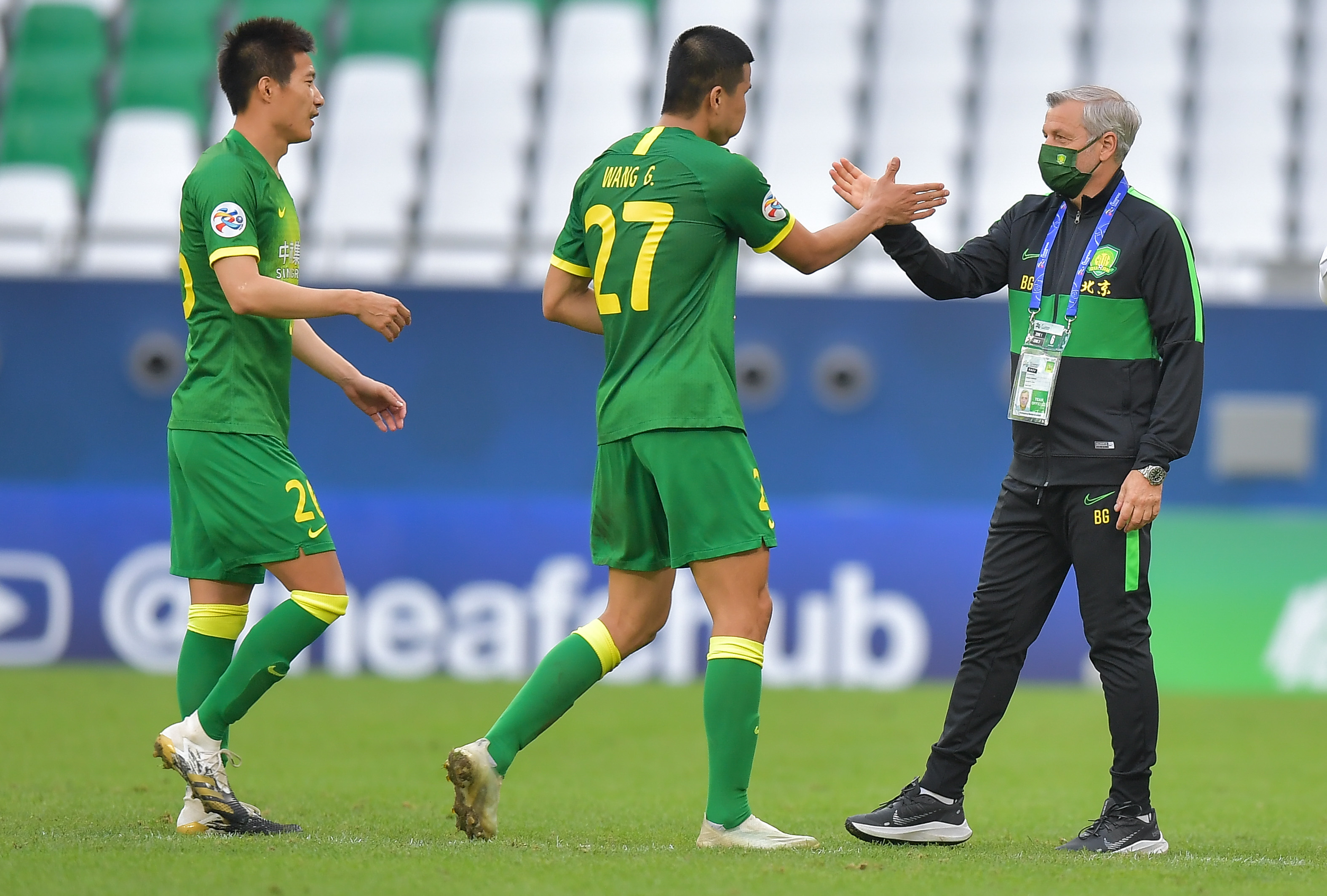 香港浦各特小胜湖城，成功跻身亚冠八强