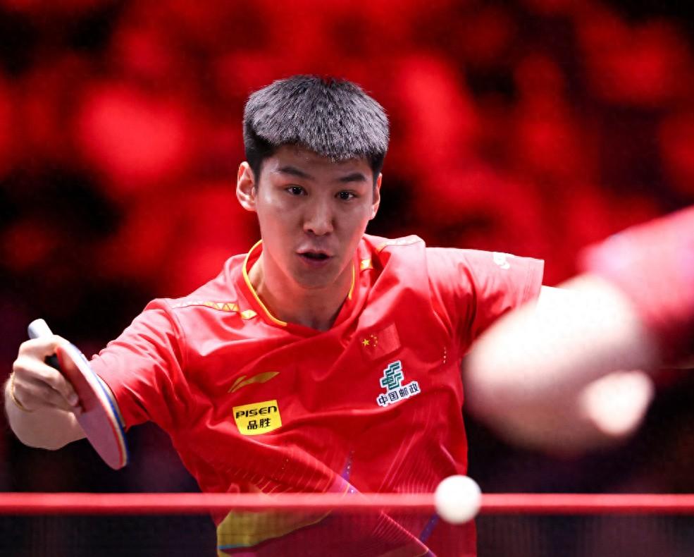 包含马拉加在主场爆冷击败排名前者的词条