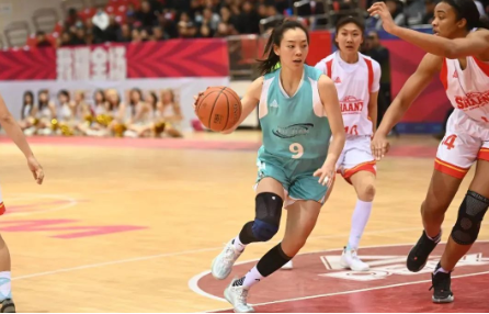 东风日产女篮后卫入选全明星首发的简单介绍