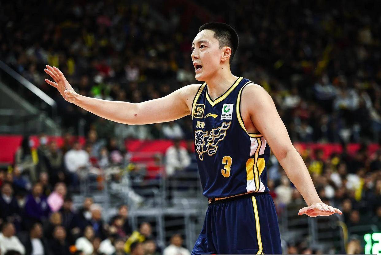 爱游戏app-特赞队首发全员爆发，斩获大胜