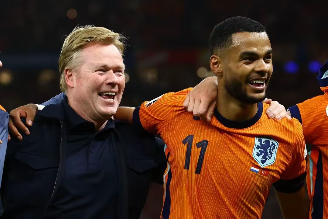 包含荷兰队球员集体爆发,掀起胜利风潮的词条 包含荷兰队球员集体爆发,掀起胜利风潮的词条