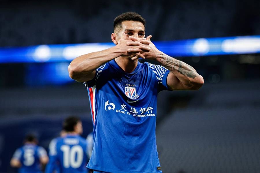 爱游戏入口-江苏苏宁凭借制胜球，逆转战胜上海申花