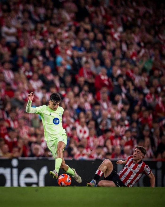 包含梅西传射建功，巴萨客场战胜毕尔巴鄂的词条