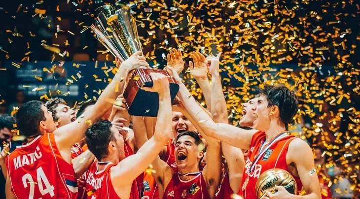 爱游戏在线登录-瑞士队惊险逆转立陶宛紧咬欧锦赛资格