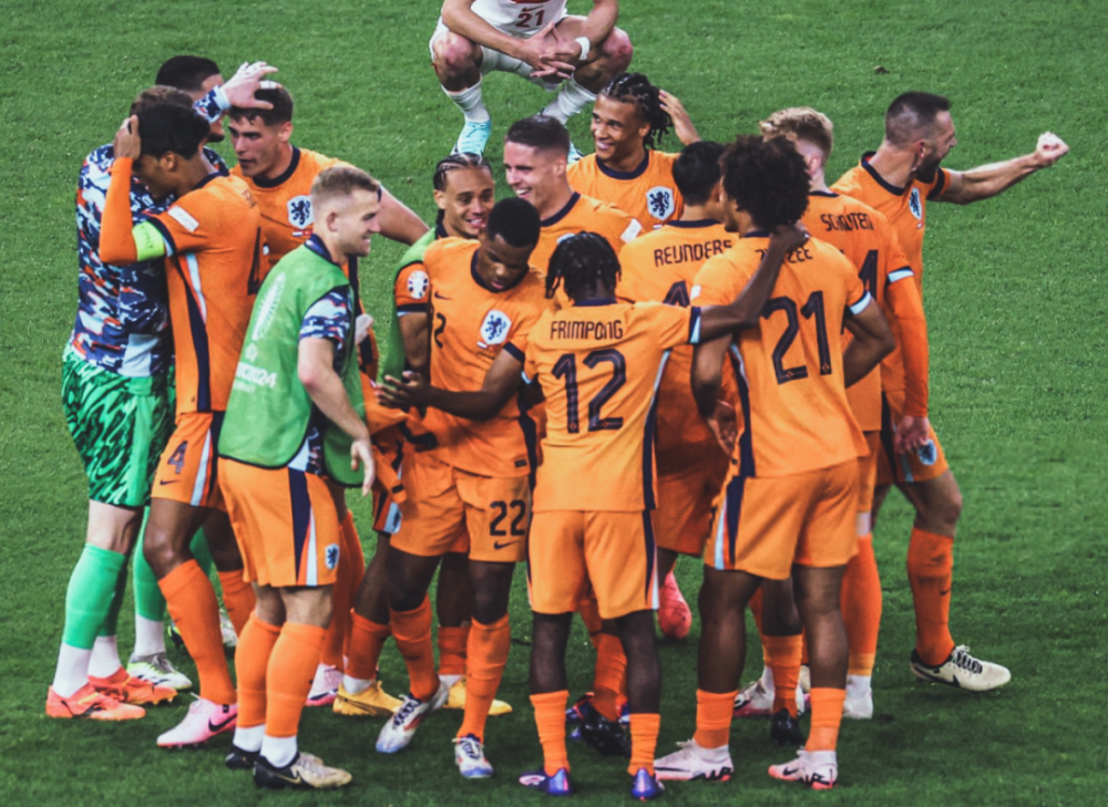 法国队在激烈比赛中获胜,成功晋级四强的简单介绍 法国队在激烈比赛中获胜,成功晋级四强的简单介绍