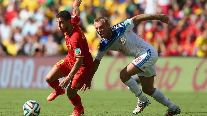 包含克罗地亚客场负于斯洛文尼亚，晋级压力增大的词条