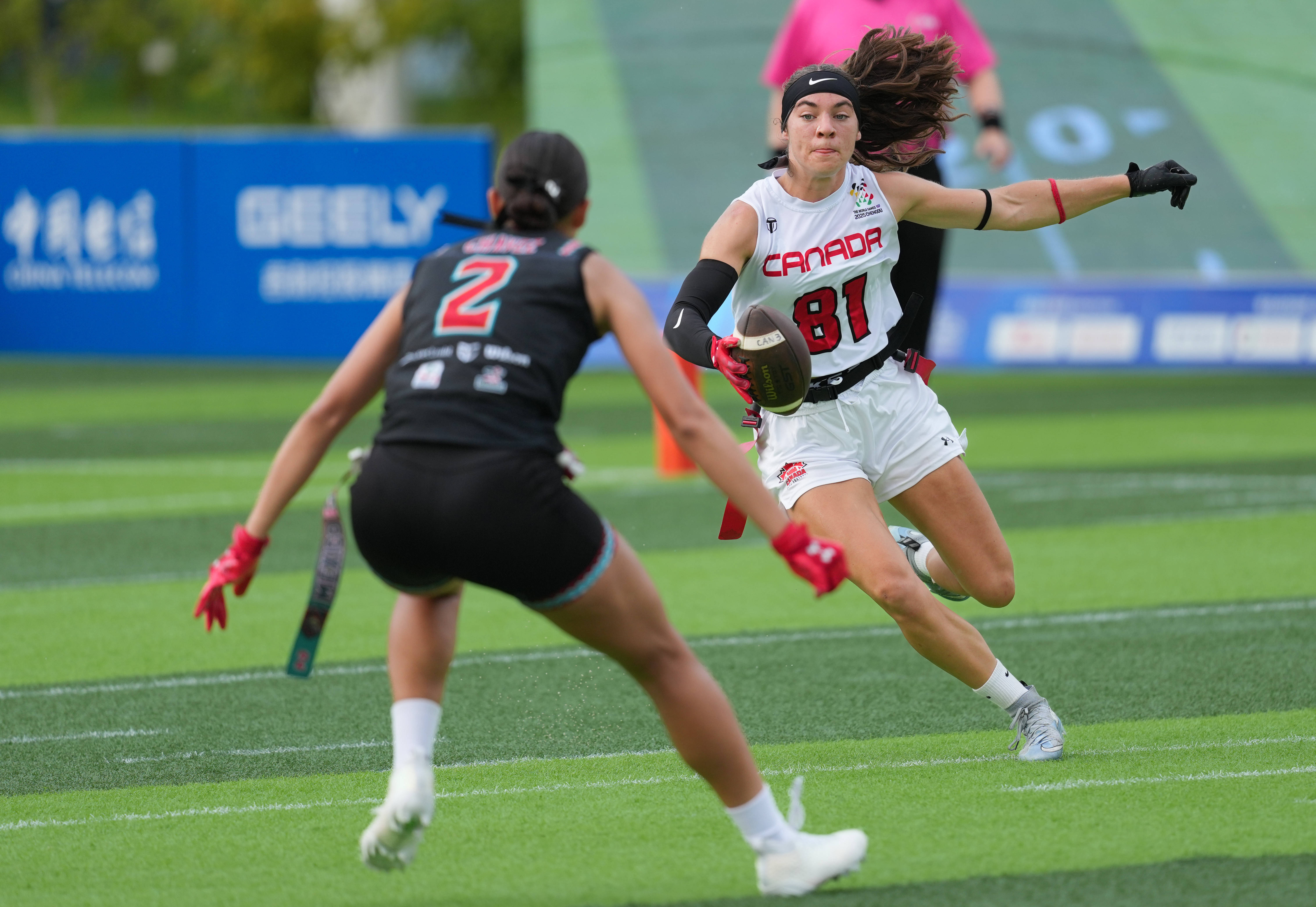 关于橄榄球联赛全明星奖项角逐激烈的信息 关于橄榄球联赛全明星奖项角逐激烈的信息